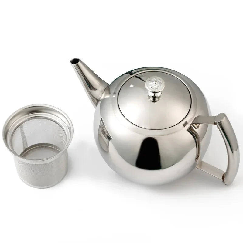 gouden of zilvere theepot