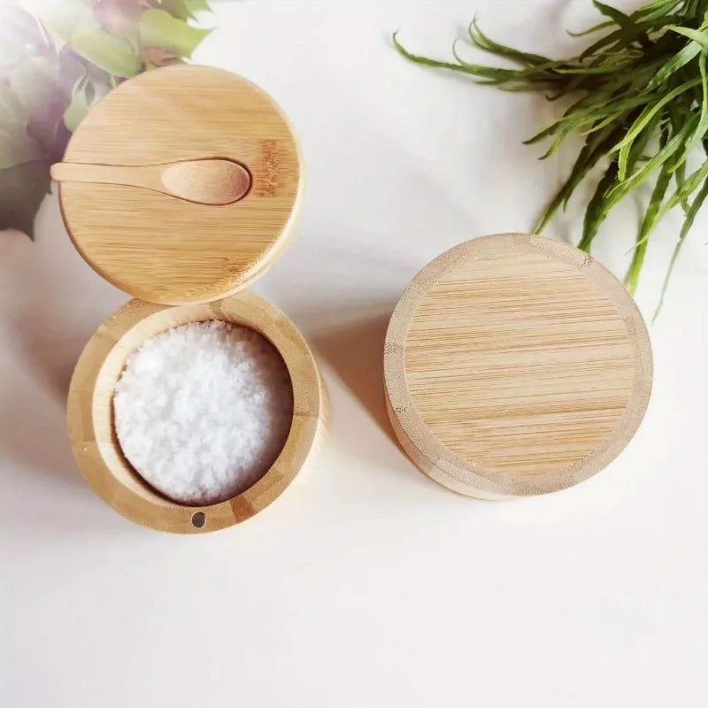 houten potje met lepel in deksel